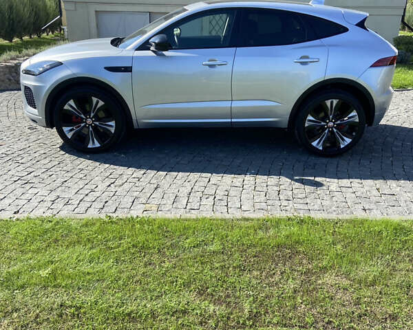 Серый Ягуар E-Pace, объемом двигателя 2 л и пробегом 67 тыс. км за 26000 $, фото 16 на Automoto.ua