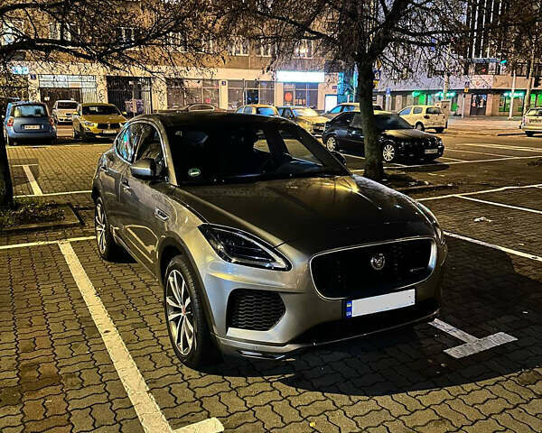 Серый Ягуар E-Pace, объемом двигателя 2 л и пробегом 62 тыс. км за 29000 $, фото 14 на Automoto.ua