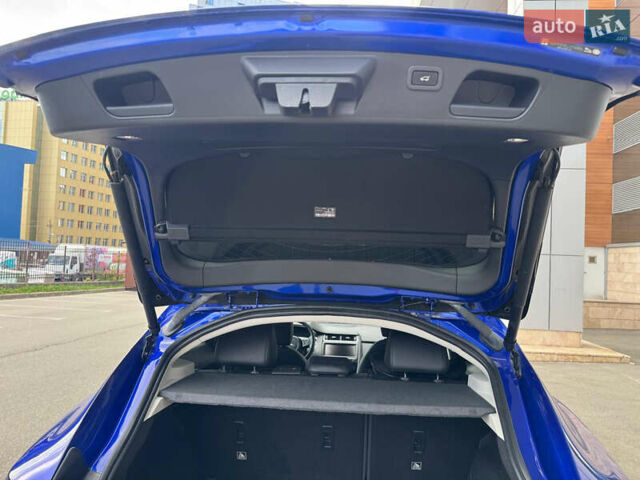Синий Ягуар E-Pace, объемом двигателя 2 л и пробегом 163 тыс. км за 23900 $, фото 20 на Automoto.ua