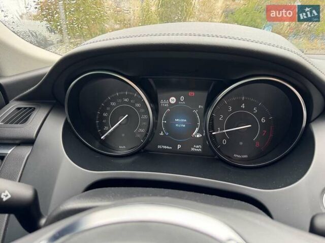 Синий Ягуар E-Pace, объемом двигателя 2 л и пробегом 50 тыс. км за 27000 $, фото 18 на Automoto.ua