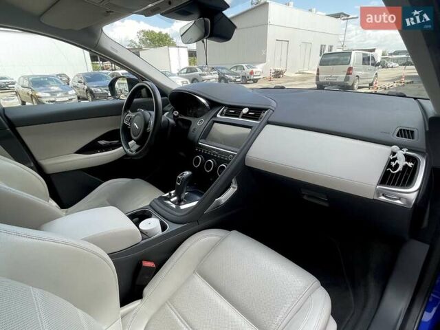 Синий Ягуар E-Pace, объемом двигателя 2 л и пробегом 45 тыс. км за 31999 $, фото 13 на Automoto.ua