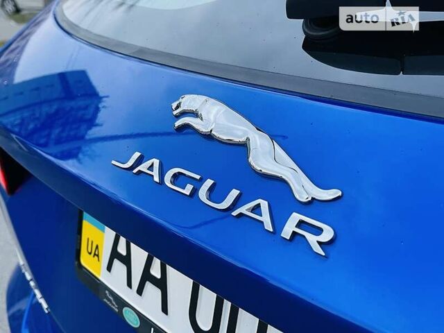 Синий Ягуар E-Pace, объемом двигателя 2 л и пробегом 22 тыс. км за 38800 $, фото 16 на Automoto.ua