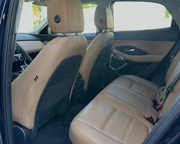 Синий Ягуар E-Pace, объемом двигателя 2 л и пробегом 44 тыс. км за 34900 $, фото 29 на Automoto.ua