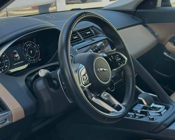 Синий Ягуар E-Pace, объемом двигателя 2 л и пробегом 44 тыс. км за 34900 $, фото 13 на Automoto.ua