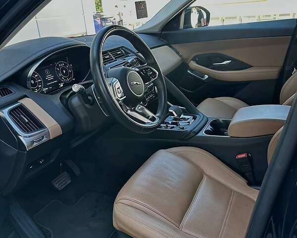 Синий Ягуар E-Pace, объемом двигателя 2 л и пробегом 44 тыс. км за 34900 $, фото 14 на Automoto.ua