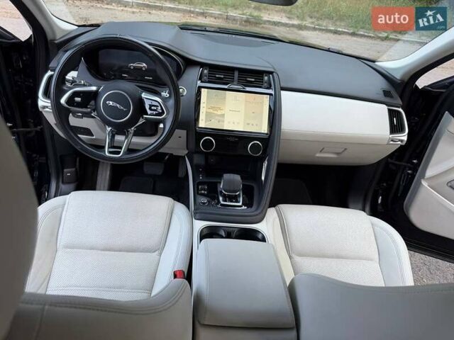 Синій Ягуар E-Pace, об'ємом двигуна 2 л та пробігом 65 тис. км за 36990 $, фото 35 на Automoto.ua