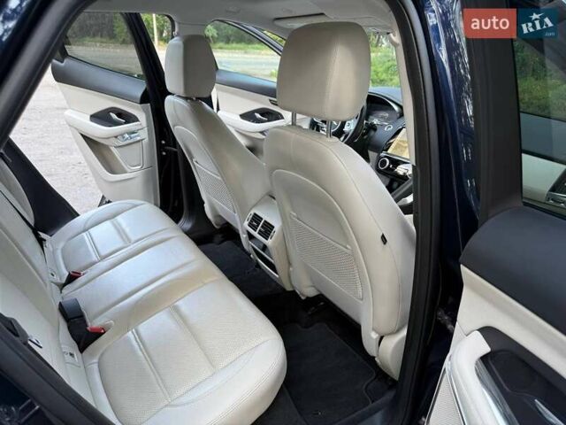 Синій Ягуар E-Pace, об'ємом двигуна 2 л та пробігом 65 тис. км за 36990 $, фото 40 на Automoto.ua