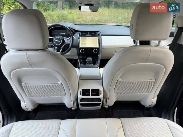 Синій Ягуар E-Pace, об'ємом двигуна 2 л та пробігом 65 тис. км за 36990 $, фото 42 на Automoto.ua