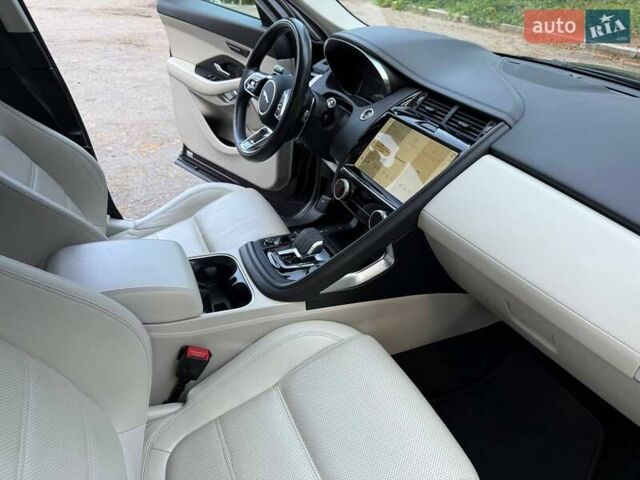 Синій Ягуар E-Pace, об'ємом двигуна 2 л та пробігом 65 тис. км за 36990 $, фото 34 на Automoto.ua