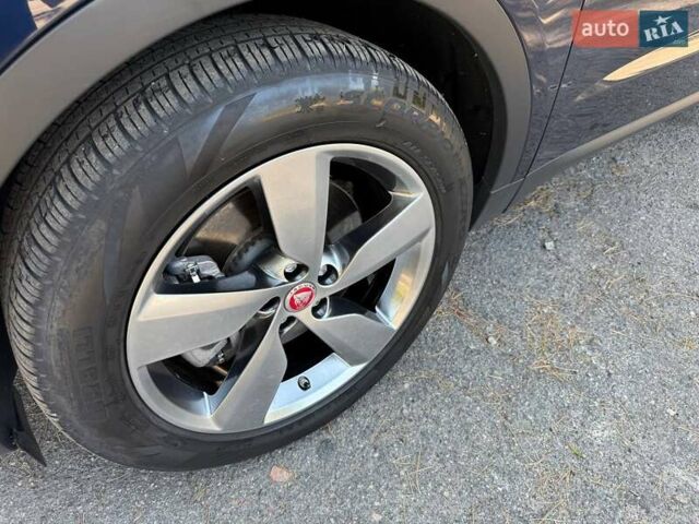 Синій Ягуар E-Pace, об'ємом двигуна 2 л та пробігом 65 тис. км за 36990 $, фото 12 на Automoto.ua