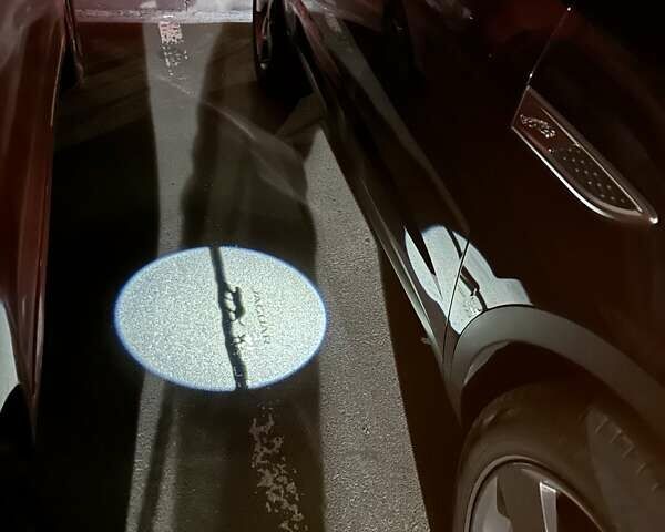 Синій Ягуар E-Pace, об'ємом двигуна 2 л та пробігом 65 тис. км за 36990 $, фото 13 на Automoto.ua