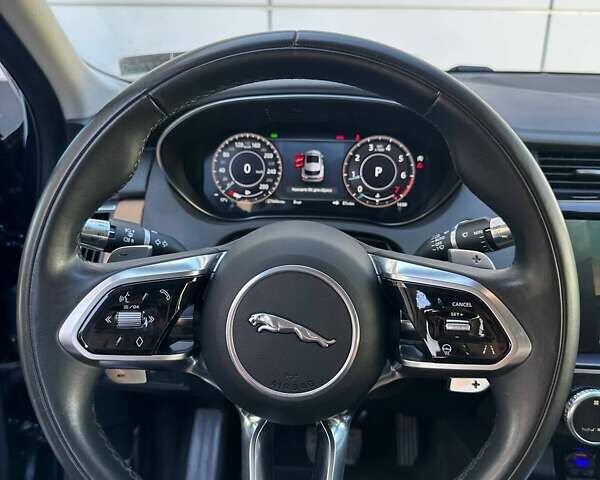 Синий Ягуар E-Pace, объемом двигателя 2 л и пробегом 44 тыс. км за 34900 $, фото 18 на Automoto.ua
