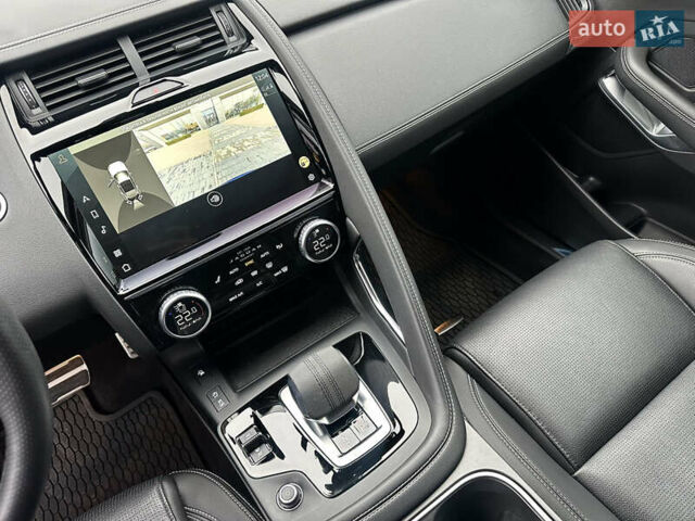 Синий Ягуар E-Pace, объемом двигателя 2 л и пробегом 21 тыс. км за 47700 $, фото 9 на Automoto.ua