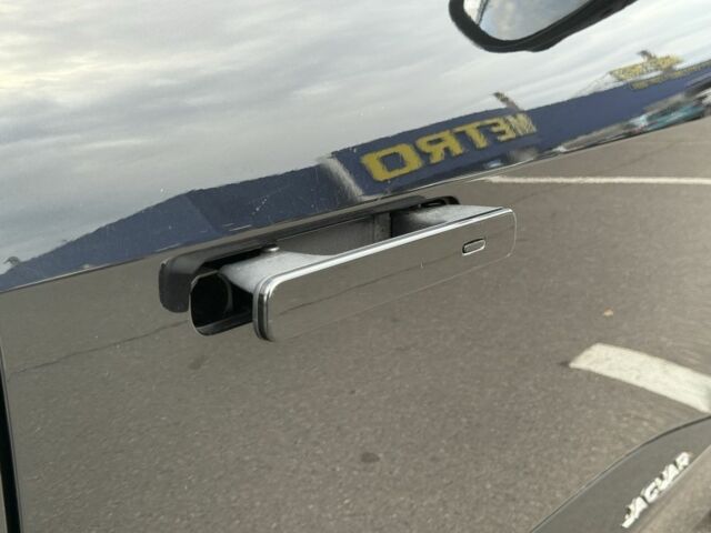 Ягуар Е-Тайп 2020 в Кривом Роге на Automoto.ua Черный Ягуар Е-Тайп, объемом двигателя 0 л и пробегом 149 тыс. км за 22500 $, фото 6 на Automoto.ua