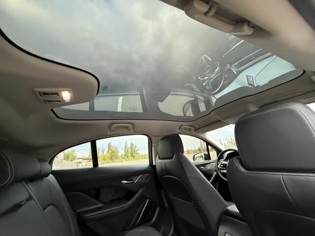 Ягуар Е-Тайп 2020 в Кривом Роге на Automoto.ua Черный Ягуар Е-Тайп, объемом двигателя 0 л и пробегом 149 тыс. км за 22500 $, фото 10 на Automoto.ua