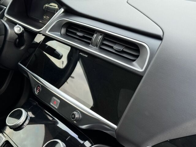 Ягуар Е-Тайп 2020 в Кривом Роге на Automoto.ua Черный Ягуар Е-Тайп, объемом двигателя 0 л и пробегом 149 тыс. км за 22500 $, фото 7 на Automoto.ua