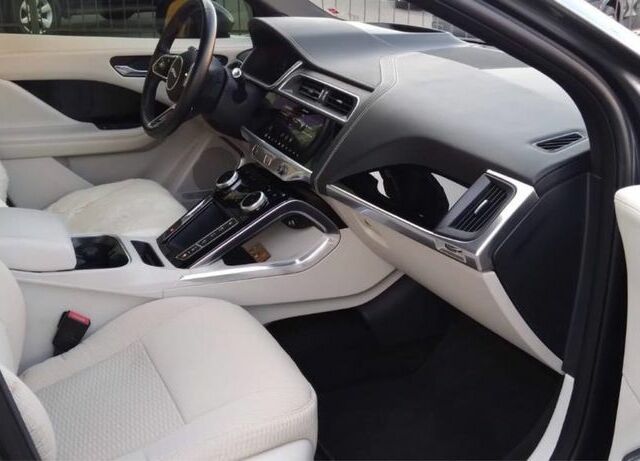 Ягуар Е-Тайп 2018 в Киеве на Automoto.ua Серый Ягуар Е-Тайп, объемом двигателя 0 л и пробегом 83 тыс. км за 27500 $, фото 4 на Automoto.ua