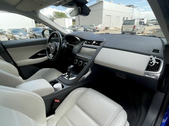 Синий Ягуар Е-Тайп, объемом двигателя 2 л и пробегом 45 тыс. км за 26500 $, фото 7 на Automoto.ua