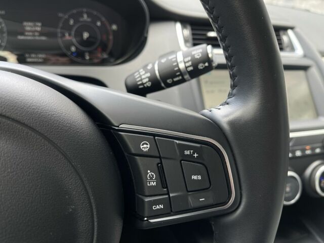 Синий Ягуар Е-Тайп, объемом двигателя 2 л и пробегом 45 тыс. км за 26500 $, фото 14 на Automoto.ua