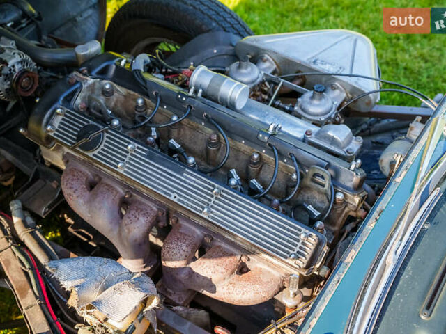 Зелений Ягуар E-Type, об'ємом двигуна 4.2 л та пробігом 75 тис. км за 94157 $, фото 19 на Automoto.ua