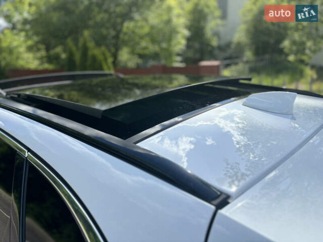 Білий Ягуар Ф-Пейс, об'ємом двигуна 2 л та пробігом 199 тис. км за 22900 $, фото 48 на Automoto.ua