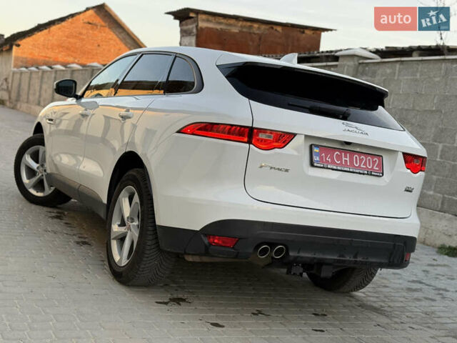 Білий Ягуар Ф-Пейс, об'ємом двигуна 2 л та пробігом 209 тис. км за 17900 $, фото 27 на Automoto.ua