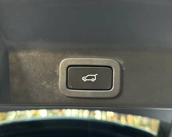 Ягуар Ф-Пейс 2016 у Буче на Automoto.ua Білий Ягуар Ф-Пейс, об'ємом двигуна 2 л та пробігом 155 тис. км за 18700 $, фото 15 на Automoto.ua