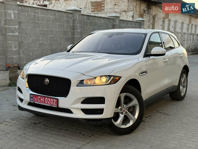 Білий Ягуар Ф-Пейс, об'ємом двигуна 2 л та пробігом 209 тис. км за 17399 $, фото 2 на Automoto.ua