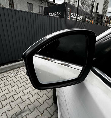 Белый Ягуар Ф-Пейс, объемом двигателя 3 л и пробегом 153 тыс. км за 20500 $, фото 9 на Automoto.ua