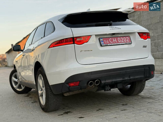 Білий Ягуар Ф-Пейс, об'ємом двигуна 2 л та пробігом 209 тис. км за 17900 $, фото 28 на Automoto.ua