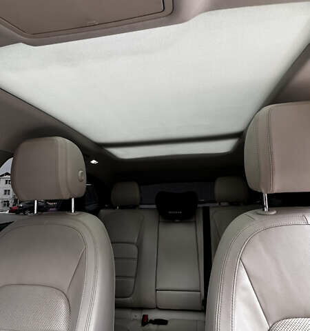 Белый Ягуар Ф-Пейс, объемом двигателя 3 л и пробегом 153 тыс. км за 20500 $, фото 17 на Automoto.ua