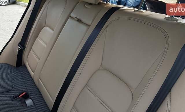 Білий Ягуар Ф-Пейс, об'ємом двигуна 2 л та пробігом 162 тис. км за 27000 $, фото 8 на Automoto.ua