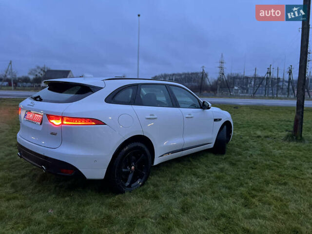 Белый Ягуар Ф-Пейс, объемом двигателя 3 л и пробегом 160 тыс. км за 25500 $, фото 64 на Automoto.ua