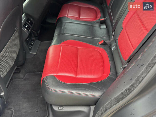 Білий Ягуар Ф-Пейс, об'ємом двигуна 2 л та пробігом 100 тис. км за 25700 $, фото 57 на Automoto.ua