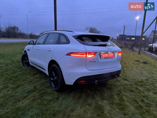 Белый Ягуар Ф-Пейс, объемом двигателя 3 л и пробегом 160 тыс. км за 25500 $, фото 69 на Automoto.ua