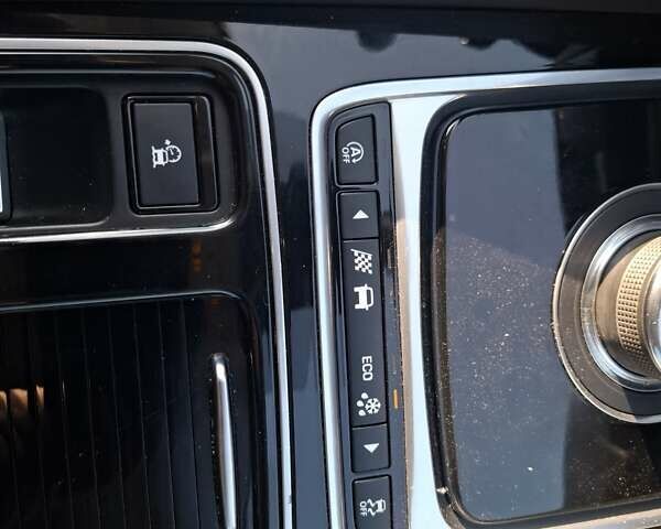 Білий Ягуар Ф-Пейс, об'ємом двигуна 2 л та пробігом 122 тис. км за 24400 $, фото 49 на Automoto.ua