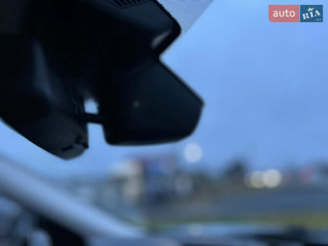 Белый Ягуар Ф-Пейс, объемом двигателя 3 л и пробегом 160 тыс. км за 25500 $, фото 35 на Automoto.ua