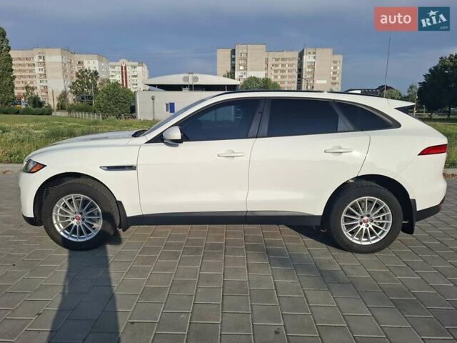 Білий Ягуар Ф-Пейс, об'ємом двигуна 2 л та пробігом 122 тис. км за 24400 $, фото 2 на Automoto.ua