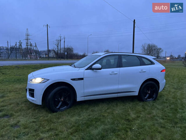 Белый Ягуар Ф-Пейс, объемом двигателя 3 л и пробегом 160 тыс. км за 25500 $, фото 13 на Automoto.ua