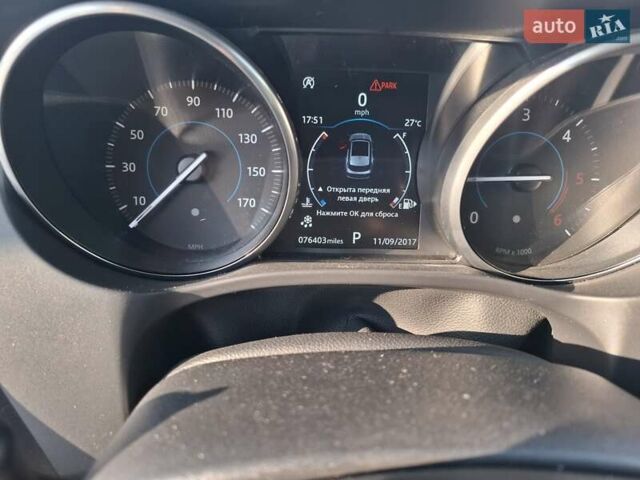 Білий Ягуар Ф-Пейс, об'ємом двигуна 2 л та пробігом 122 тис. км за 24400 $, фото 38 на Automoto.ua