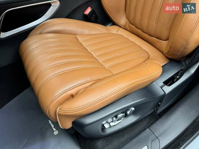 Белый Ягуар Ф-Пейс, объемом двигателя 3 л и пробегом 71 тыс. км за 27900 $, фото 36 на Automoto.ua