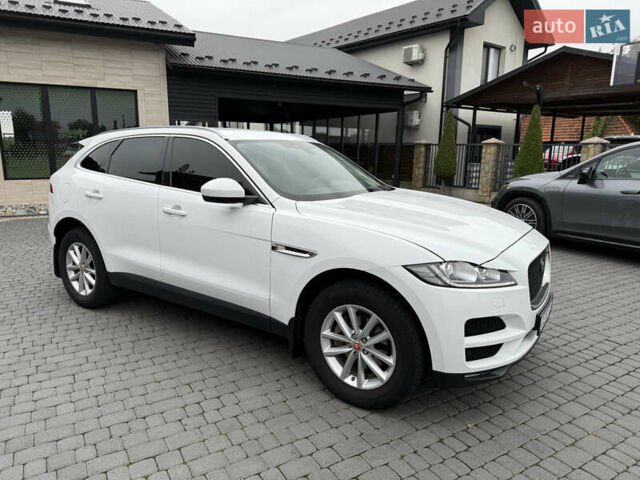 Білий Ягуар Ф-Пейс, об'ємом двигуна 2 л та пробігом 125 тис. км за 22700 $, фото 9 на Automoto.ua