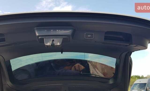 Білий Ягуар Ф-Пейс, об'ємом двигуна 2 л та пробігом 162 тис. км за 27000 $, фото 19 на Automoto.ua