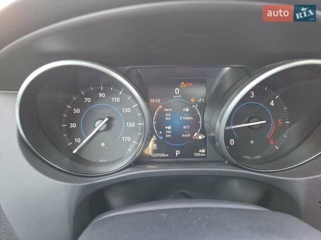 Білий Ягуар Ф-Пейс, об'ємом двигуна 2 л та пробігом 122 тис. км за 24400 $, фото 25 на Automoto.ua