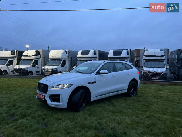 Белый Ягуар Ф-Пейс, объемом двигателя 3 л и пробегом 160 тыс. км за 25500 $, фото 62 на Automoto.ua