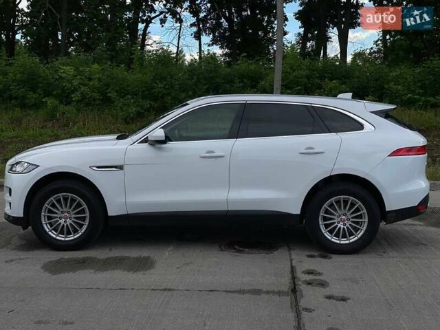 Ягуар Ф-Пейс 2018 у Києві на Automoto.ua Білий Ягуар Ф-Пейс, об'ємом двигуна 2 л та пробігом 121 тис. км за 23990 $, фото 5 на Automoto.ua