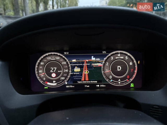 Білий Ягуар Ф-Пейс, об'ємом двигуна 2 л та пробігом 100 тис. км за 29000 $, фото 10 на Automoto.ua