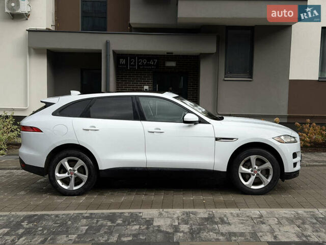 Білий Ягуар Ф-Пейс, об'ємом двигуна 2 л та пробігом 163 тис. км за 14000 $, фото 4 на Automoto.ua