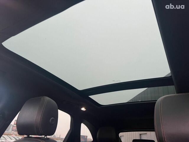 Белый Ягуар Ф-Пейс, объемом двигателя 2 л и пробегом 129 тыс. км за 25590 $, фото 24 на Automoto.ua