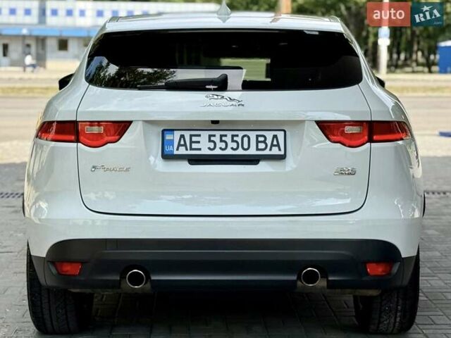Ягуар Ф-Пейс 2018 у Дніпро (Дніпропетровську) на Automoto.ua Білий Ягуар Ф-Пейс, об'ємом двигуна 2 л та пробігом 140 тис. км за 21500 $, фото 4 на Automoto.ua